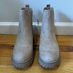 Stylish Gray Ankle Boots